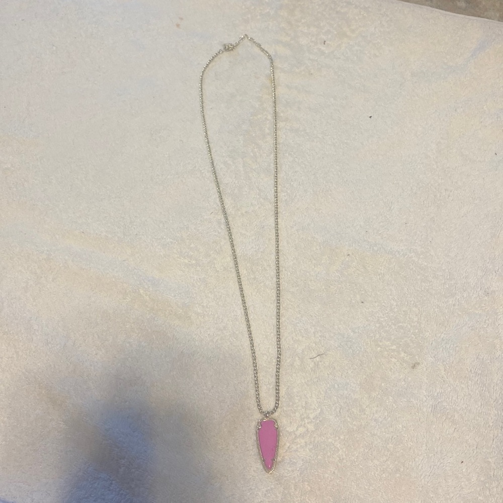 Kendra Scott necklace